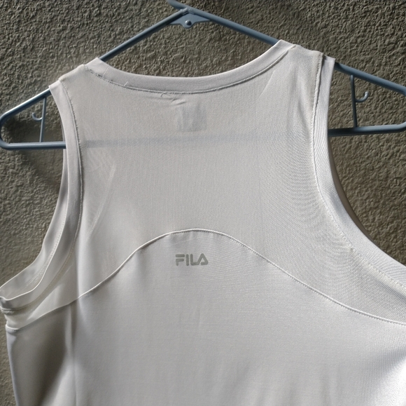 Fila white sleeveless tank with mesh inserts Medium - Picture 5 of 6